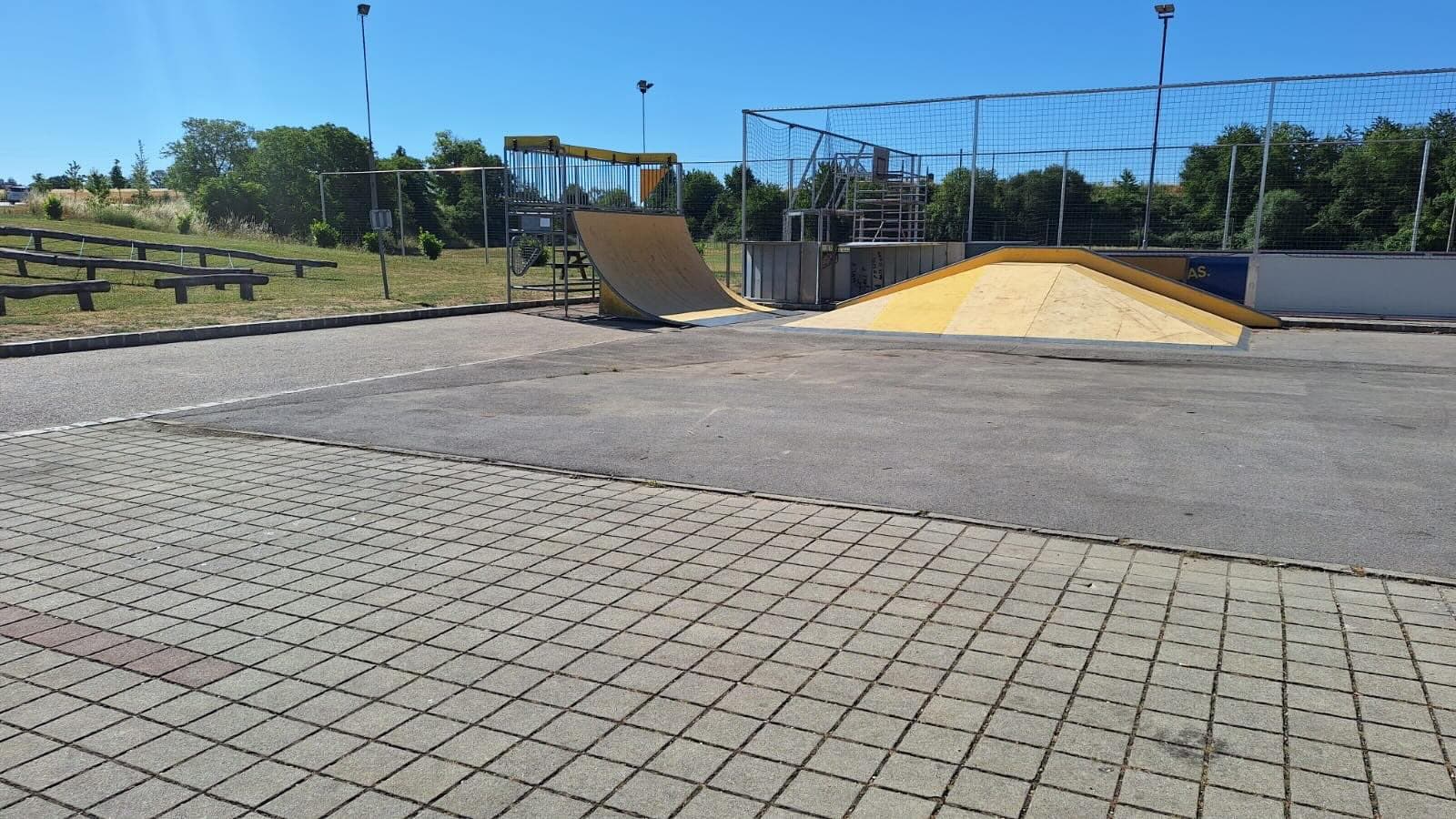 Ernstbrunn Sportplatz 