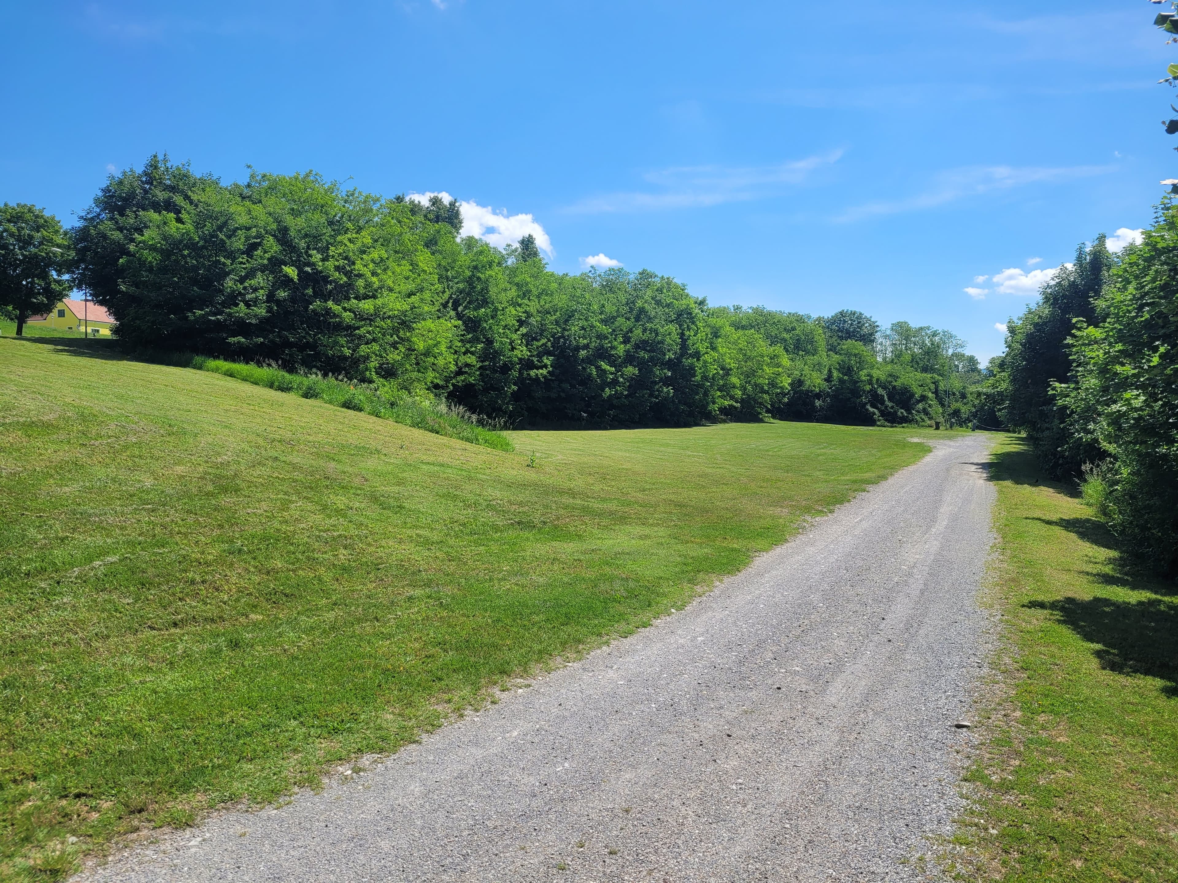 Naturparkplatz beim Marienbründl